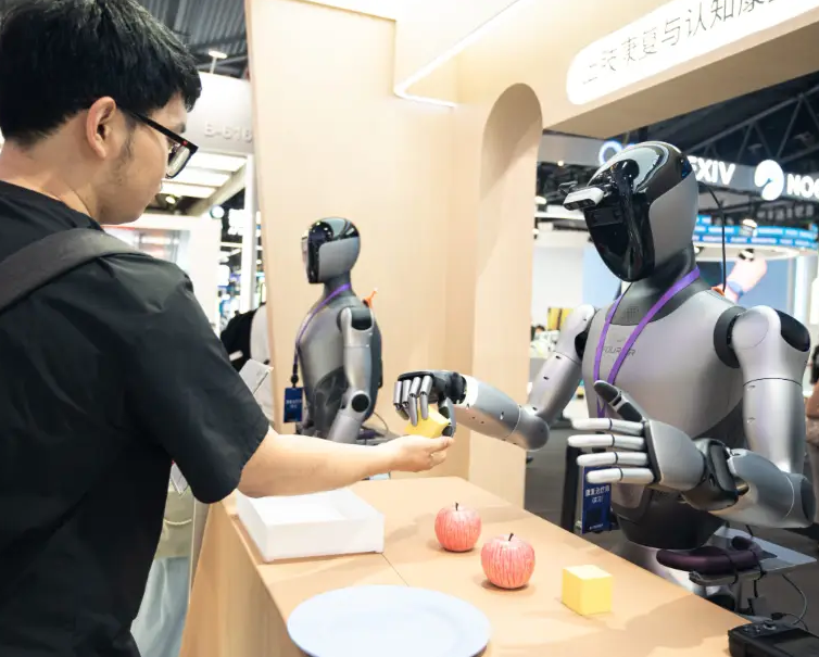 2027年北京国际人工智能应用与机器人创新博览会AI Show行业机械设备展品展台实拍