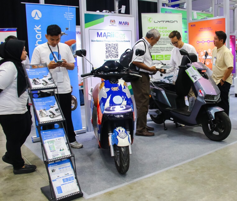 2026年马来西亚亚洲电动汽车展EMAE-Mobility Asia展馆现场,专业观众参观实况