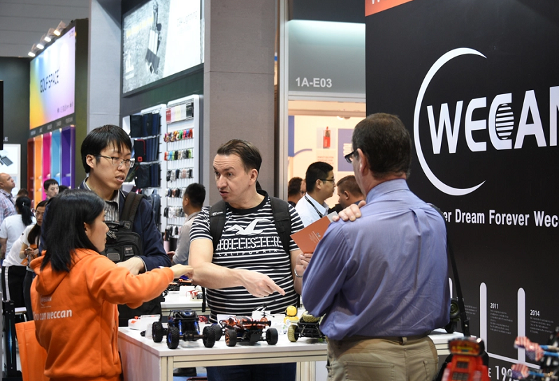 2026年香港秋季电子展Hongkong Electronics Fair展馆现场，专业观众参观实况