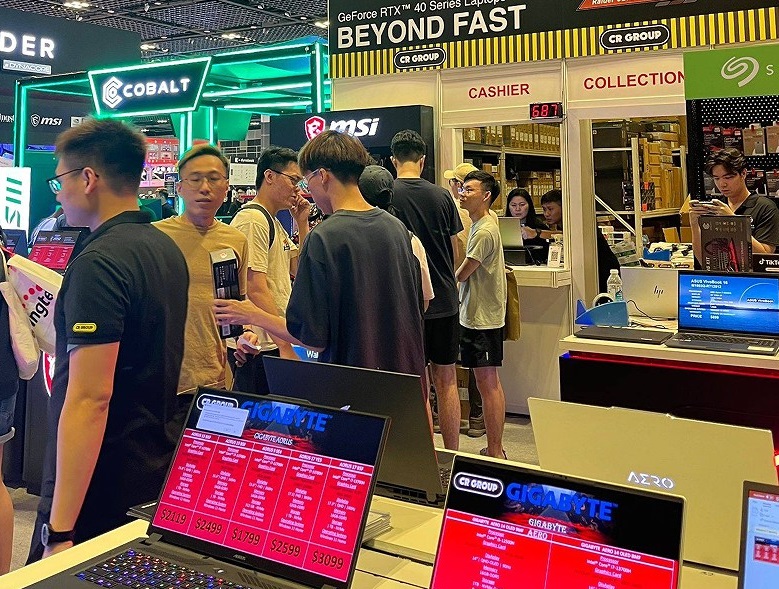 2027年新加坡亚洲虚拟现实XR产业展览会AWE ASIA展会现场产品演示与行业交流活动