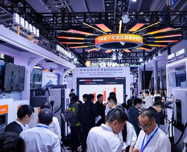 2026年深圳国际锂电池技术展览会IBTE展馆内部展台环境实拍