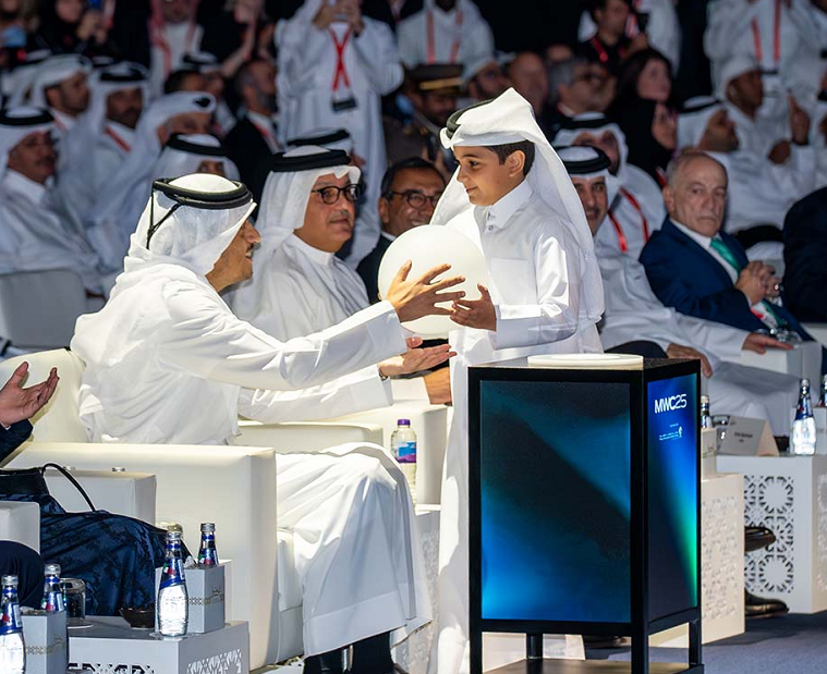 2026年卡塔尔世界移动通信大会MWC Doha展馆内部展台环境实拍