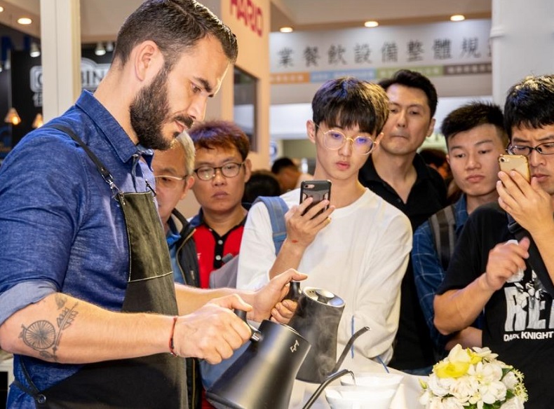 2026年厦门国际咖啡产业展览会XMCF展馆内部展台环境实拍