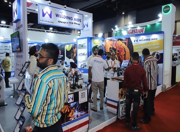 2026年印度国际机床工具展览会International Machine Tools Expo (IMEX)参展商与海外采购商展台洽谈现场