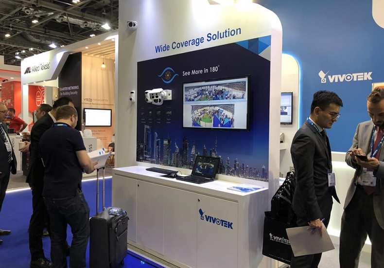 2026年印度新德里安防展览会IFSEC INDIA 参展商与海外采购商展台洽谈现场