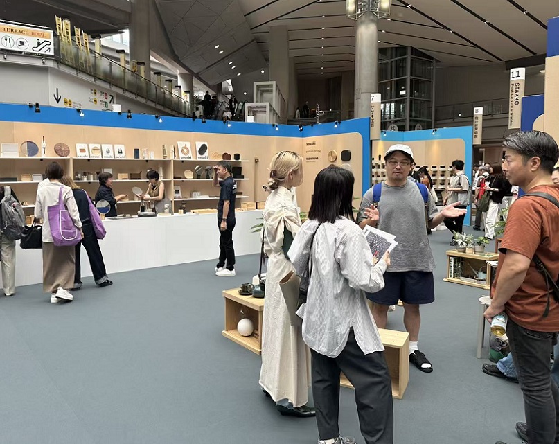 2026年日本大阪礼品展览会OIGSOsaka International Gift Show展馆现场，专业观众参观实况