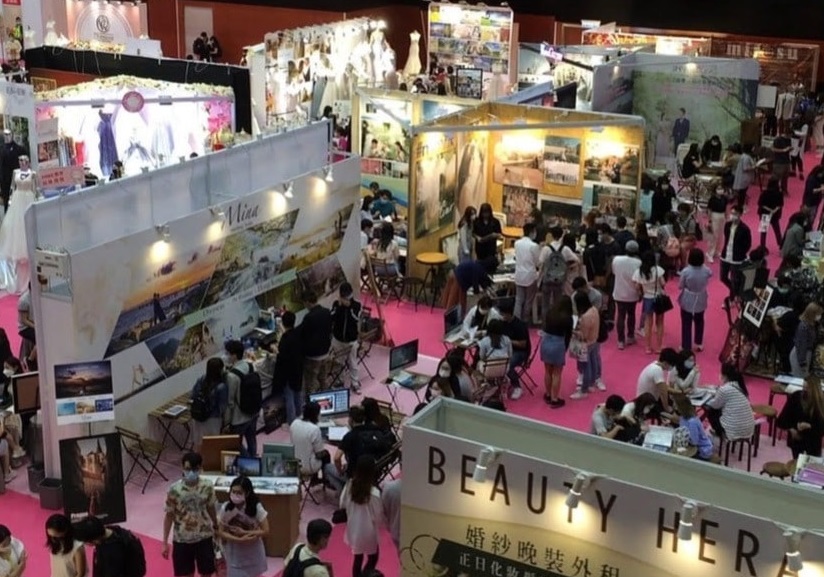 2026年香港婚纱展暨海外婚礼博览Hong Kong Wedding Fair展馆现场，专业观众参观实况