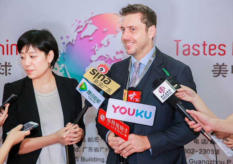 2026年广州国际食品饮料展-中食展Food2China Expo展会现场产品演示与行业交流活动