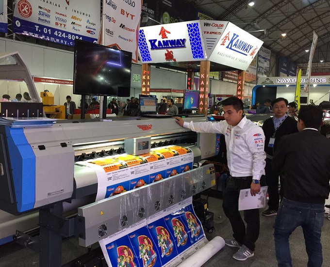 2026年秘鲁利马广告展览会GRAFINCA展馆内部展台环境实拍