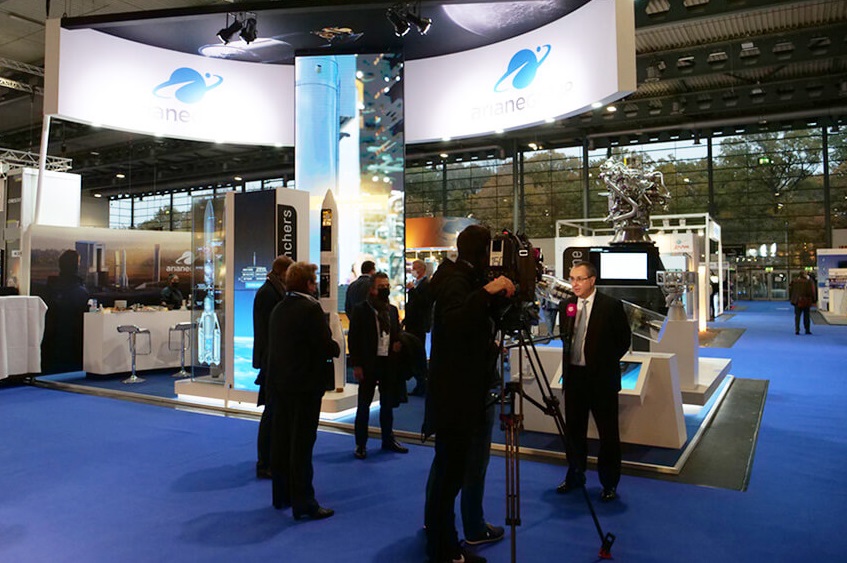 2026年德国不莱梅太空技术展览会Space Tech Expo Europe展馆现场，专业观众参观实况