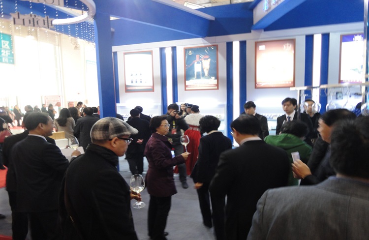 2026年山东糖酒会-山东糖酒食品交易会Jinan Sugar and Wine Fair行业机械设备展品展台实拍