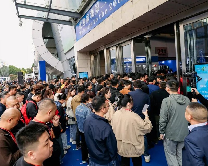 2026年中国塑料博览会-余姚塑博会Yuyao Plastics Expo展馆现场,专业观众参观实况