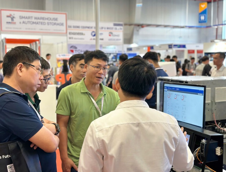 2026年越南世界自动化展览会AWAutomation World Vietnam展馆现场，专业观众参观实况