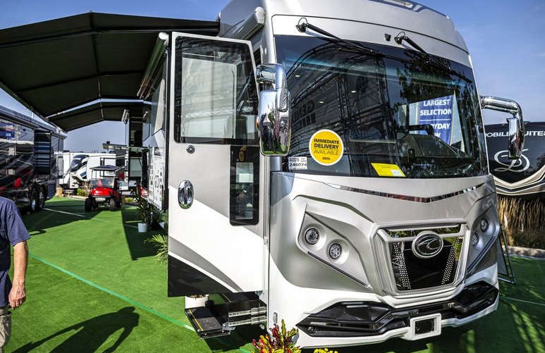 2027年美国赫尔希房车及露营展览会Hershey RV Show行业机械设备展品展台实拍