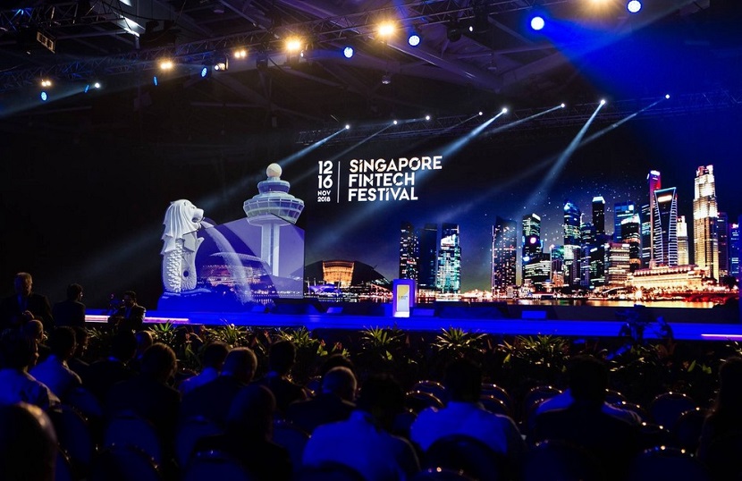 2026年新加坡金融科技展Singapore Fintech Festival参展商与海外采购商展台洽谈现场