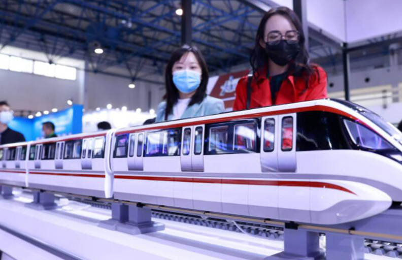 2026年深圳铁路与城市轨道交通展览会Shenzhen Rail Transit Exhibition展馆现场，专业观众参观实况