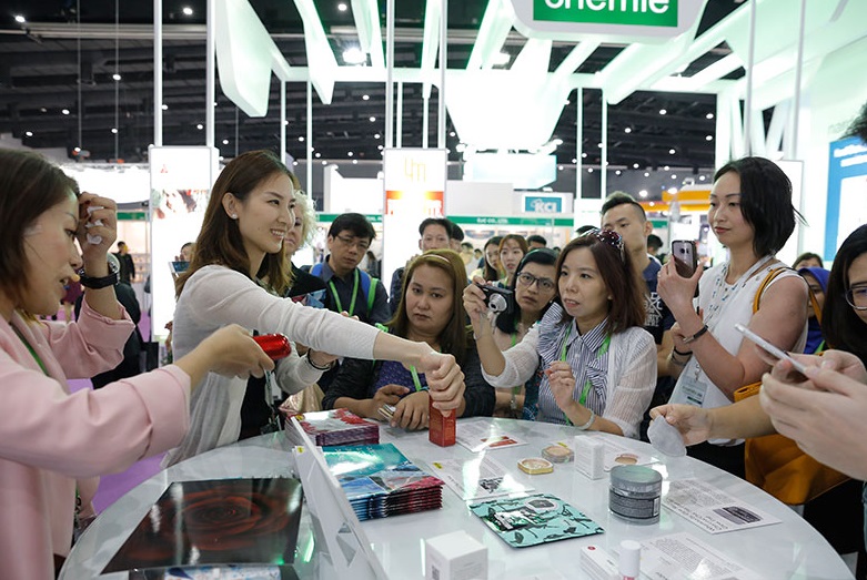 2026年亚洲泰国化妆品原料展览会In-Cosmetics Asia行业机械设备展品展台实拍