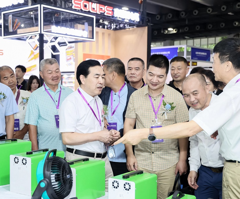 2026年广州国际五金电器博览会暨工业品跨境电商出口展CGHE行业机械设备展品展台实拍
