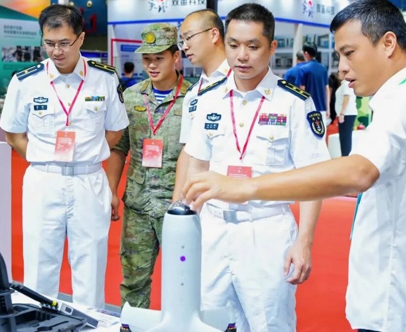 2026年广州军民两用技术装备展-广州军民展Guangzhou Military and Civilian Exhibition参展商与海外采购商展台洽谈现场