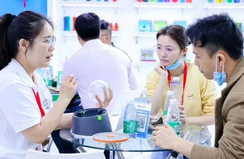 2026年深圳国际宠物用品秋季展Pet Fair展会现场产品演示与行业交流活动