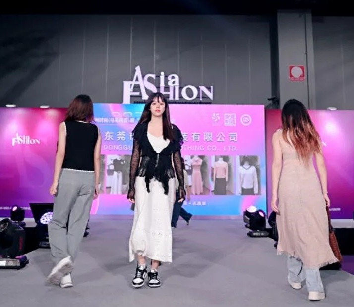 2026年马来西亚吉隆坡服装、服饰展Asia Fashion Show展馆现场，专业观众参观实况