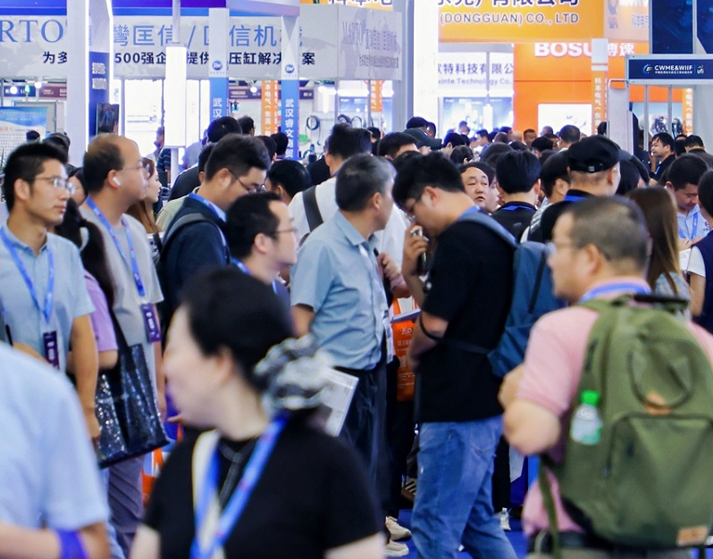 2027年中国机博会暨武汉工博会CWME&WIIF展馆现场,专业观众参观实况