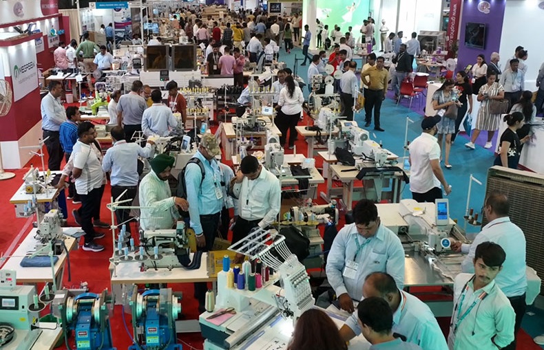 2027年印度纺织机械及面辅料展览会GARMENT TECHNOLOGY EXPO展馆现场,专业观众参观实况