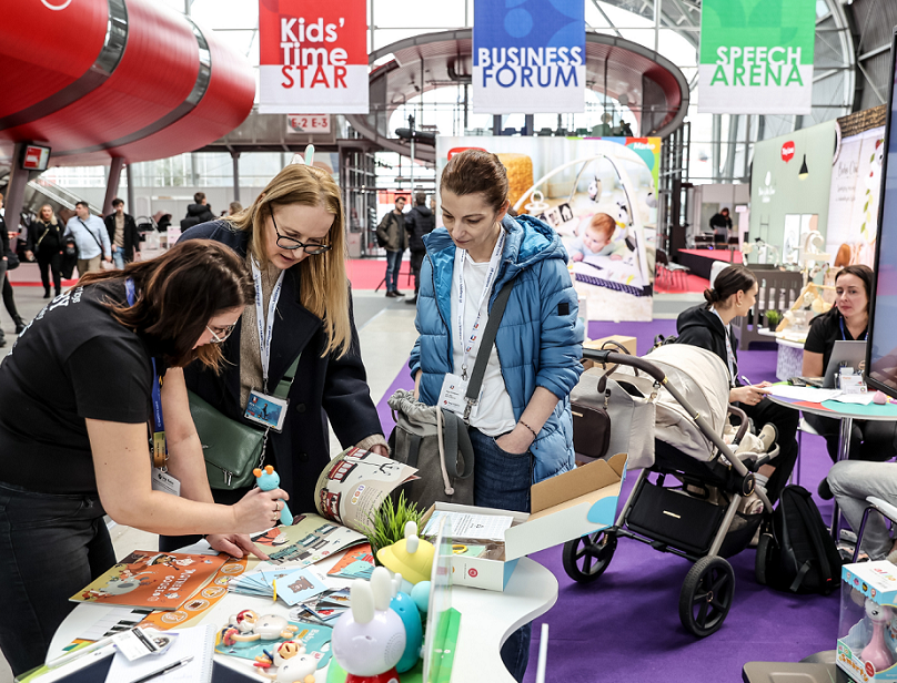 2026年波兰婴童及玩具展览会KIDS Expo Poland展馆现场，专业观众参观实况
