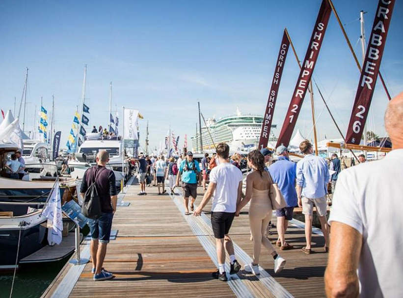 2026年英国南安普顿游艇展览会Southampton International Boat Show展馆现场,专业观众参观实况