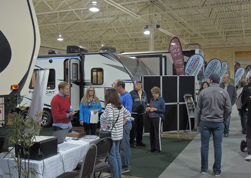 2027年美国赫尔希房车及露营展览会Hershey RV Show展会现场产品演示与行业交流活动