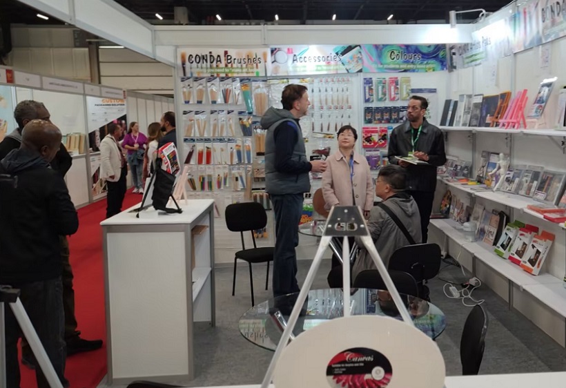 2026年巴西国际家居礼品展BRAZIL HOMELIFE EXPO参展商与海外采购商展台洽谈现场