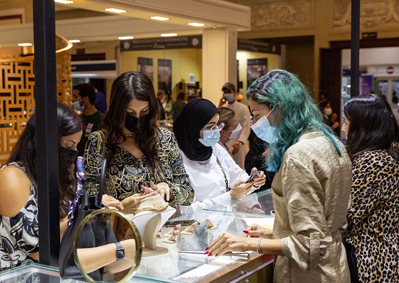 2026年巴林阿拉伯珠宝展Jewellery Arabia Bahrian展馆现场,专业观众参观实况