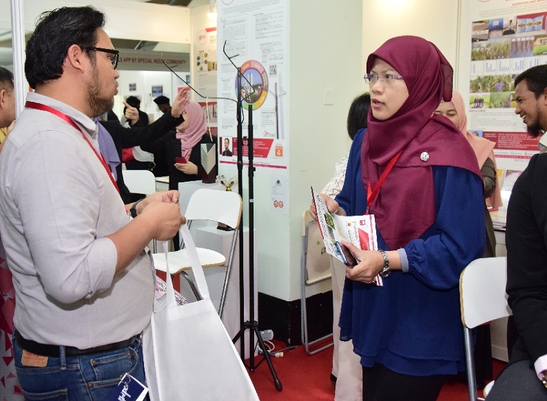 2027年马来西亚世界人工智能展览会World AI Show Malaysia行业机械设备展品展台实拍