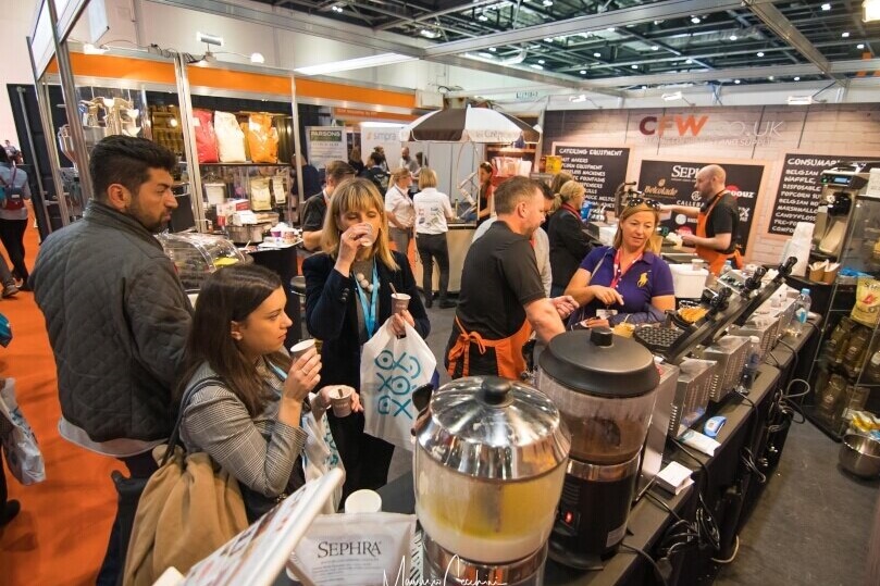 2026年英国伦敦饮料及饮料加工展览会Trade Drinks Expo参展商与海外采购商展台洽谈现场
