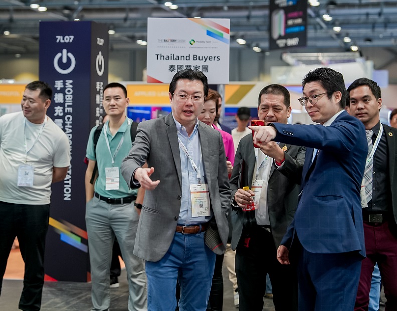 2026年韩国亚洲电池展览会Battery Asia Show展馆现场，专业观众参观实况