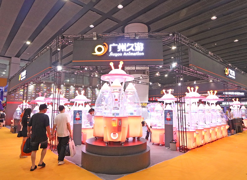 2027年广州游乐设备展-神州游乐展GTIGTI参展商与海外采购商展台洽谈现场