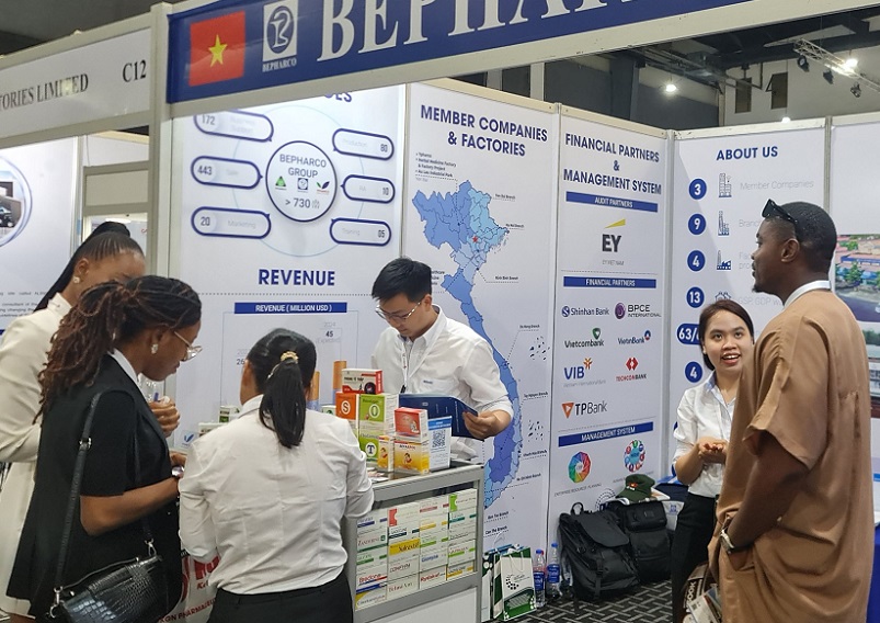 2026年尼日利亚制药和实验室设备展览会Nigeria Pharma Expo展馆内部展台环境实拍