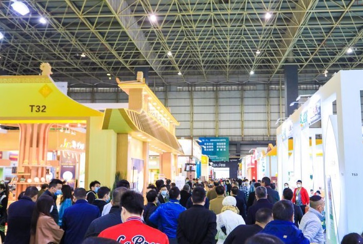 2026年福建福州国际茶产业展-福州茶博会TEAEXPO展馆现场，专业观众参观实况