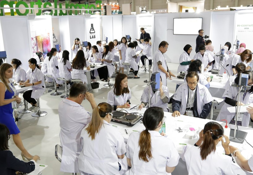 2026年亚洲泰国化妆品原料展览会In-Cosmetics Asia展会现场产品演示与行业交流活动