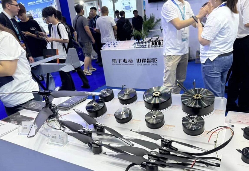 2026年泰国亚洲无人机、无人系统展览会DronTech Asia展馆现场,专业观众参观实况