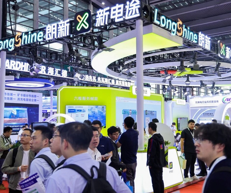 2026年深圳国际储能展览会CESE展馆现场,专业观众参观实况