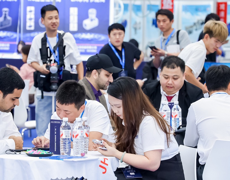 2027年中国机博会暨武汉工博会CWME&WIIF行业机械设备展品展台实拍