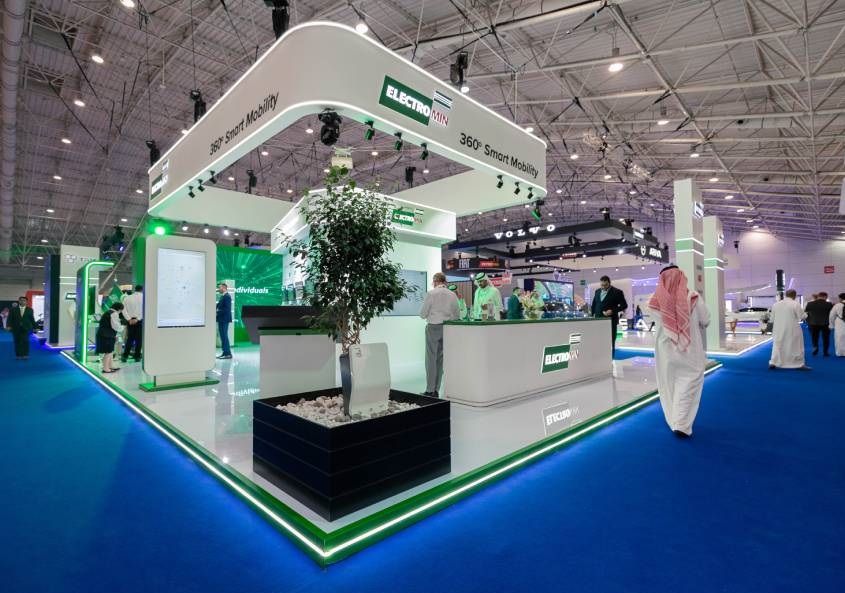 2026年沙特达曼新能源汽车、电动车展览会EVS Saudi展会现场产品演示与行业交流活动