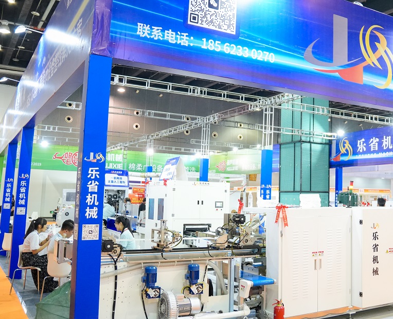 2026年杭州国际日化及卫生用品产业博览会Hangzhou Jiaqing Exhibition参展商与海外采购商展台洽谈现场