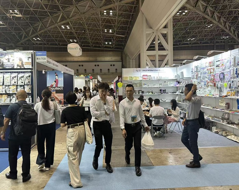 2026年日本大阪礼品展览会OIGSOsaka International Gift Show展馆现场，专业观众参观实况