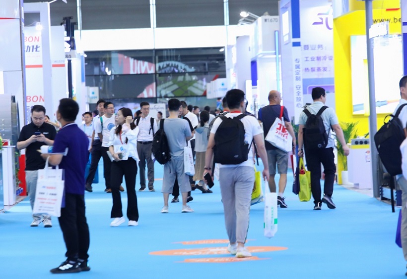 2026年成都国际石油和化工技术装备展览会CIPPE展馆现场,专业观众参观实况