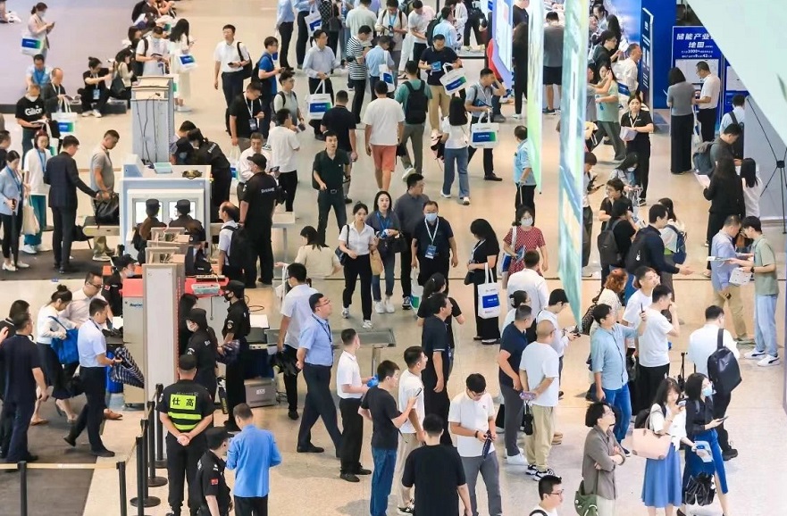 2026年EESA上海储能峰会EESA展馆内部展台环境实拍