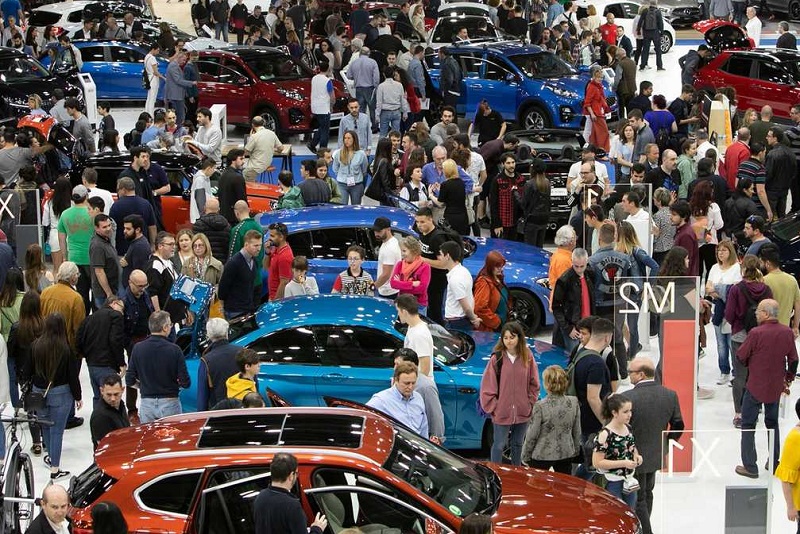 2027年西班牙巴塞罗那车展Automobile Barcelona展馆现场,专业观众参观实况