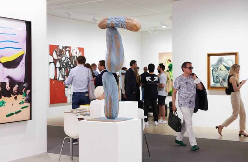 2027年香港巴塞尔艺术展Art Basel Hongkong行业机械设备展品展台实拍