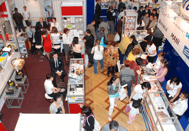 2027年哈萨克斯坦口腔展览会Kazakhstan Dental Expo展馆内部展台环境实拍